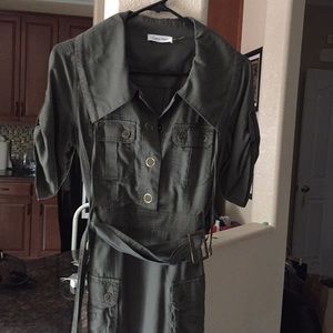 Calvin Klein PETITE snap up side zip belted dress